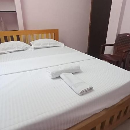 Thiru Arunai Guest House Tiruvannāmalai Exterior photo