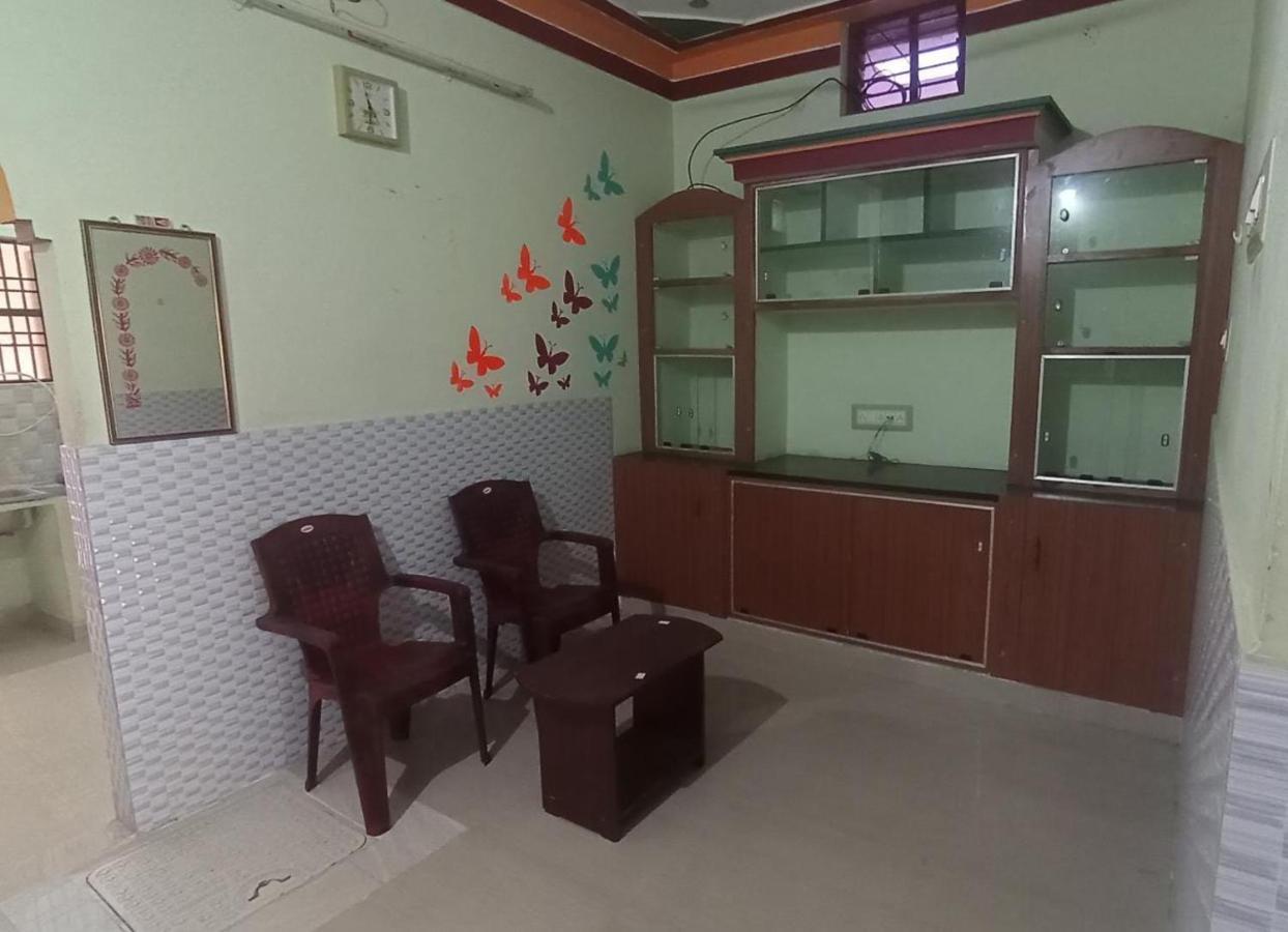 Thiru Arunai Guest House Tiruvannāmalai Exterior photo
